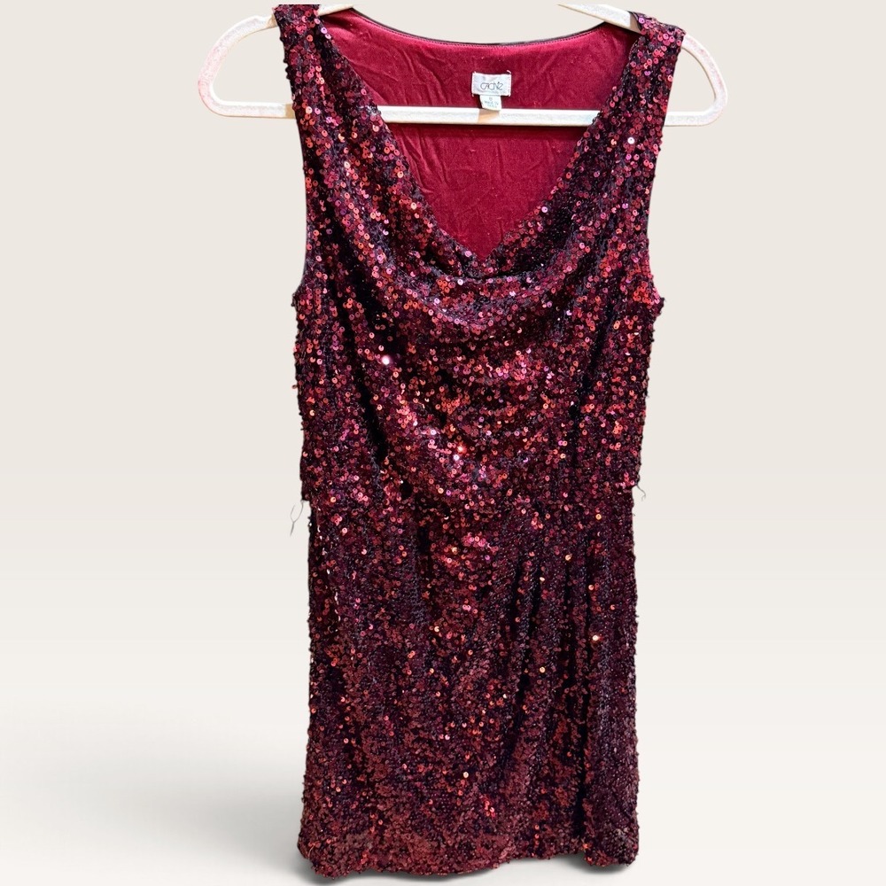 Cache Burgundy Sequin Cowl Neck Blouson Mini Dress with Belt Size 8 Wine Red